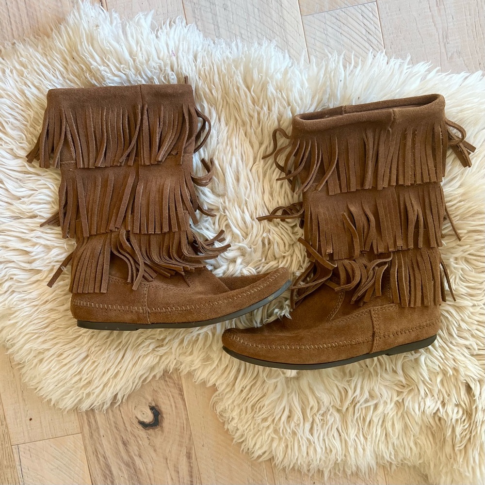 Minnetonka Brown Suede Moccasins with Fringe